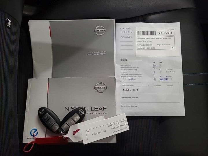 Photo 13 VIN: SJNFAAZE1U0038868 - NISSAN LEAF 