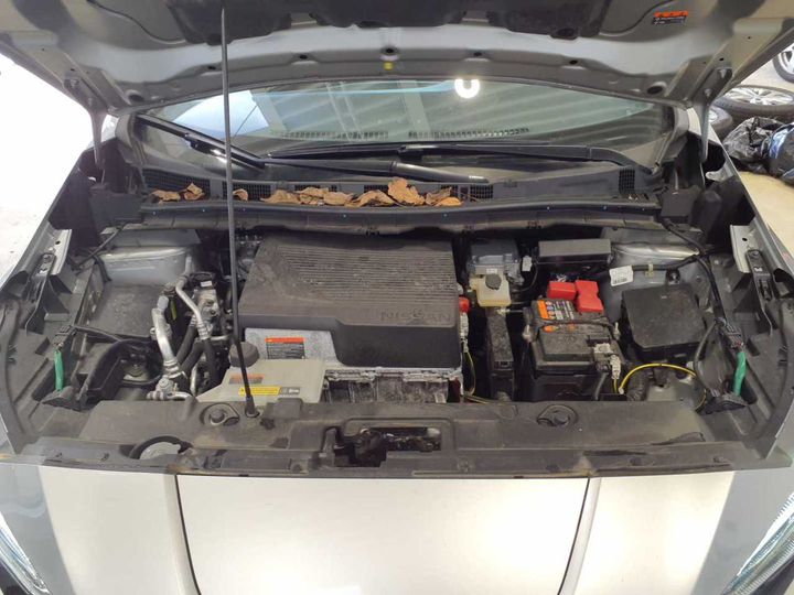 Photo 12 VIN: SJNFAAZE1U0039747 - NISSAN LEAF 