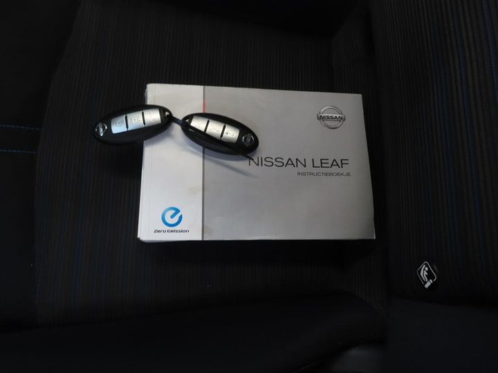 Photo 14 VIN: SJNFAAZE1U0045880 - NISSAN LEAF 