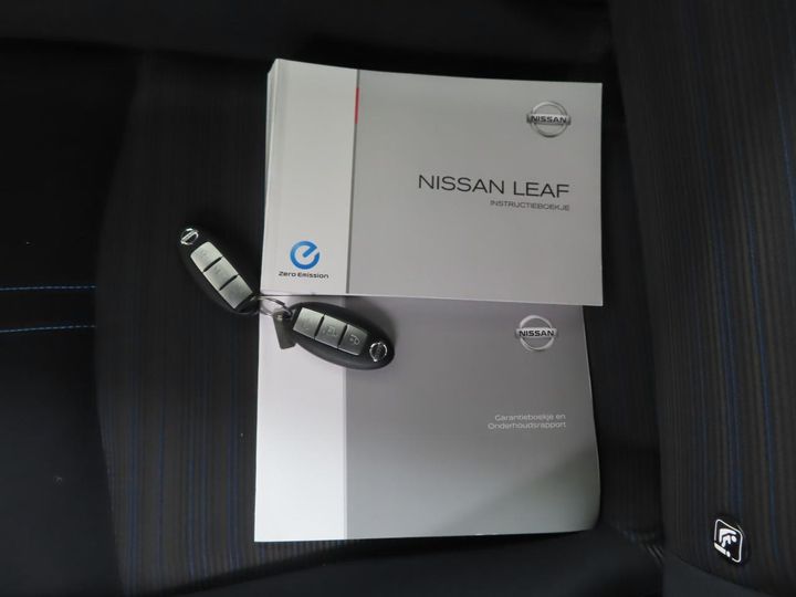 Photo 13 VIN: SJNFAAZE1U0046053 - NISSAN LEAF 