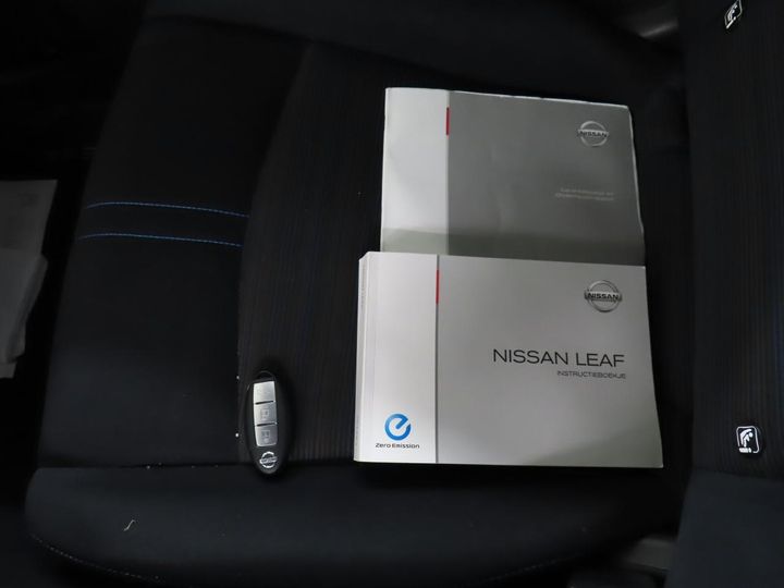 Photo 10 VIN: SJNFAAZE1U0046112 - NISSAN LEAF 