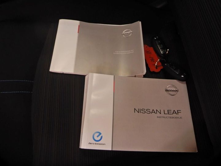 Photo 17 VIN: SJNFAAZE1U0050308 - NISSAN LEAF 