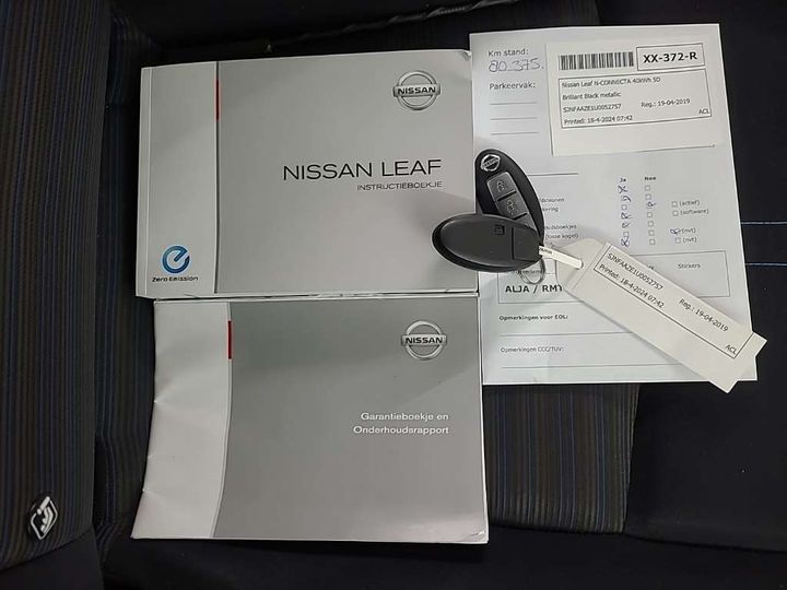 Photo 12 VIN: SJNFAAZE1U0052757 - NISSAN LEAF 