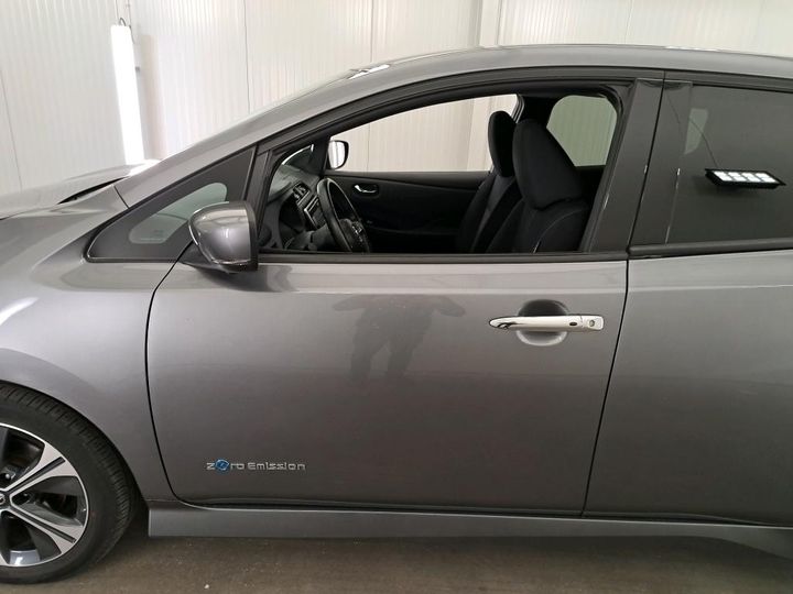 Photo 21 VIN: SJNFAAZE1U0053651 - NISSAN LEAF 