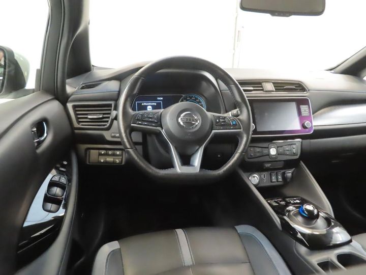 Photo 2 VIN: SJNFAAZE1U0062771 - NISSAN LEAF 