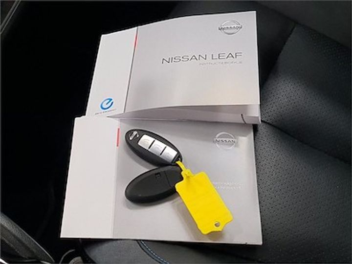 Photo 6 VIN: SJNFAAZE1U0064172 - NISSAN LEAF 