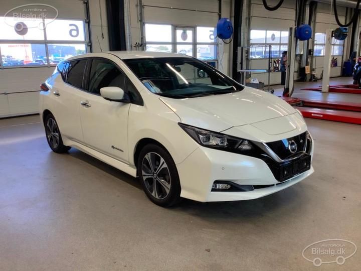 Photo 2 VIN: SJNFAAZE1U0077194 - NISSAN LEAF HATCHBACK 