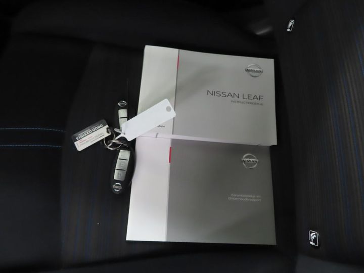 Photo 12 VIN: SJNFAAZE1U0089407 - NISSAN LEAF 