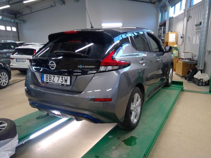 Photo 2 VIN: SJNFAAZE1U0108641 - NISSAN LEAF 