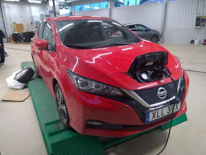 Photo 1 VIN: SJNFAAZE1U0110812 - NISSAN LEAF 