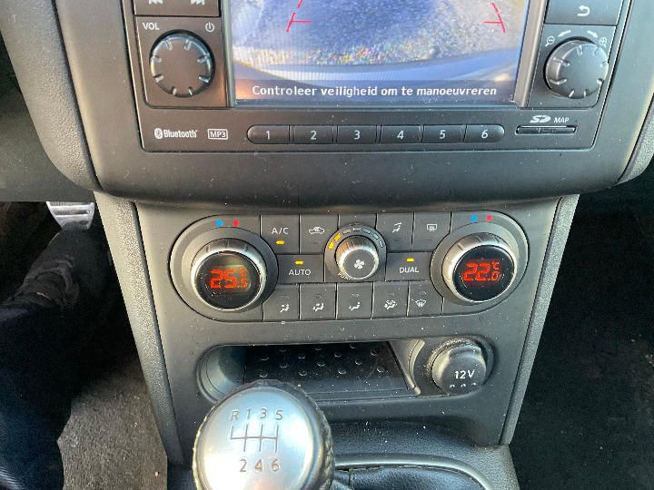 Photo 19 VIN: SJNFCAJ10U2375949 - NISSAN QASHQAI SUV 