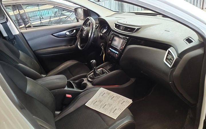 Photo 14 VIN: SJNFCAJ11U2186134 - NISSAN QASHQAI 