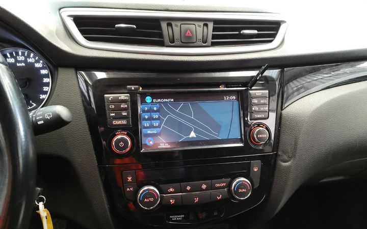 Photo 3 VIN: SJNFCAJ11U2186134 - NISSAN QASHQAI 