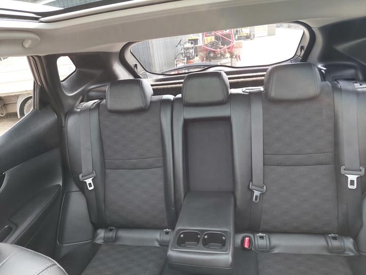 Photo 16 VIN: SJNFDAJ11U1076389 - NISSAN QASHQAI 