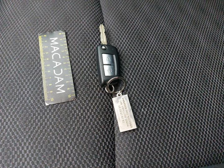 Photo 33 VIN: SJNFDAJ11U1755412 - NISSAN QASHQAI 