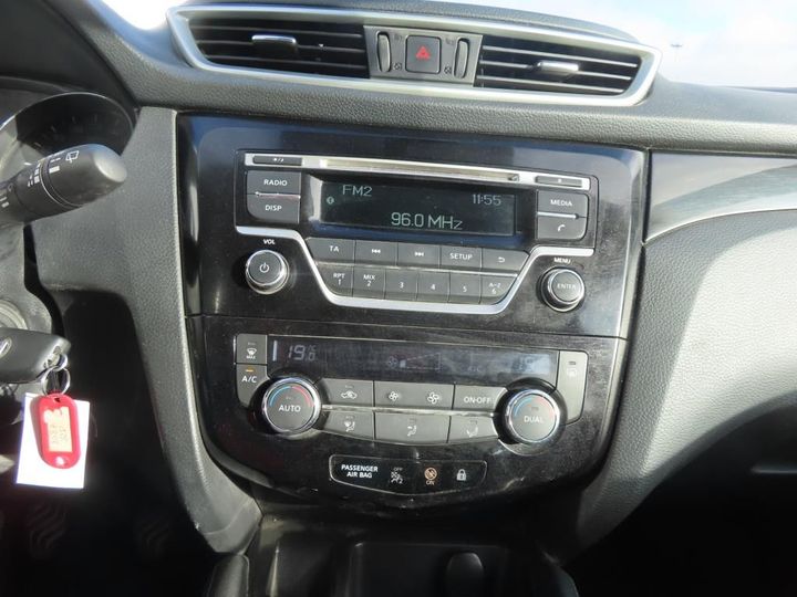 Photo 17 VIN: SJNFDNJ11U1715630 - NISSAN QASHQAI 