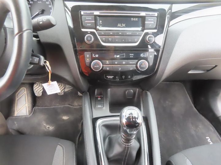 Photo 4 VIN: SJNFDNJ11U2367993 - NISSAN QASHQAI 