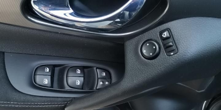 Photo 10 VIN: SJNFEAJ11U2325676 - NISSAN QASHQAI 