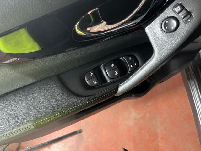 Photo 17 VIN: SJNFFAJ11U2593446 - NISSAN QASHQAI '17 