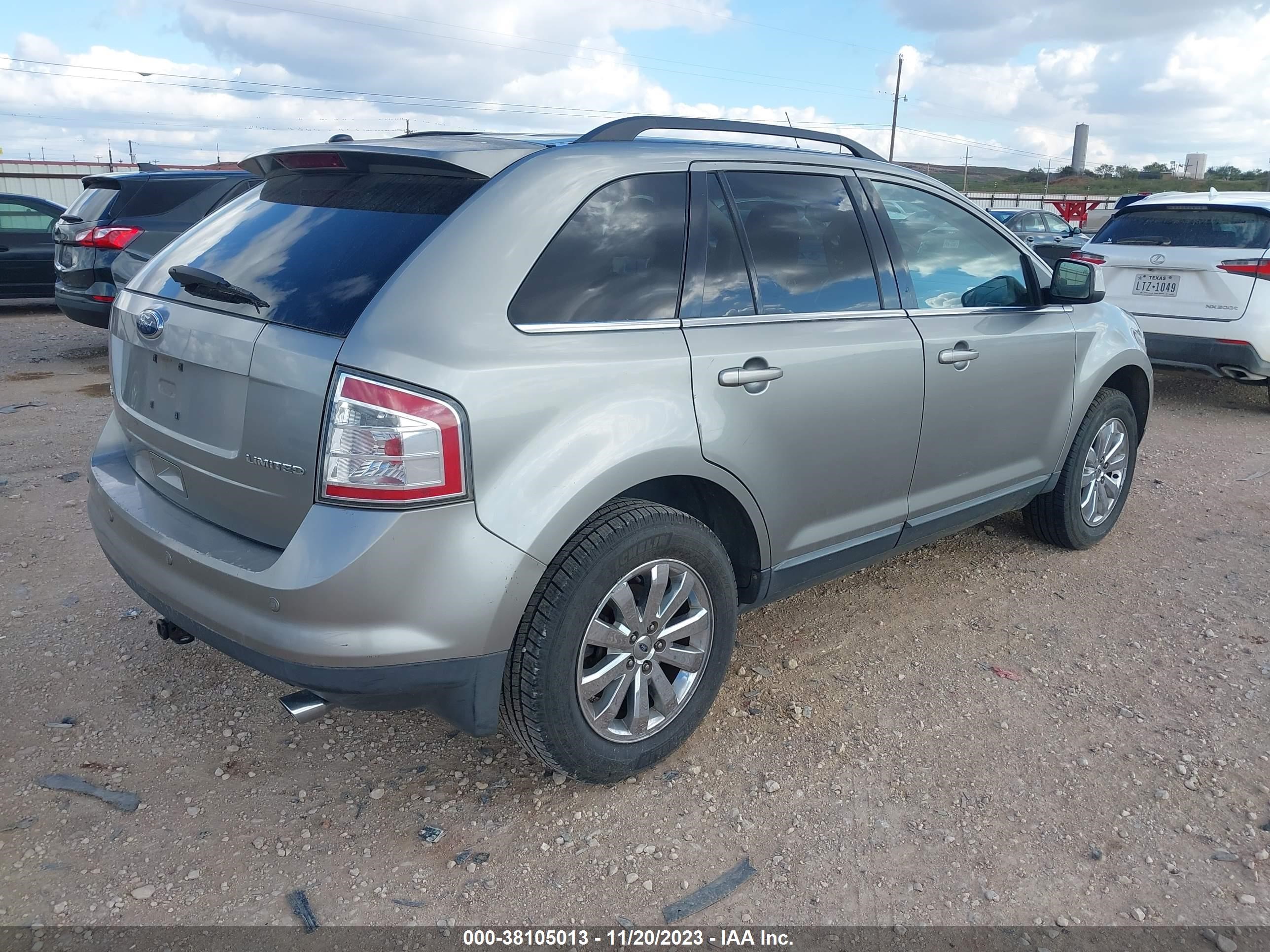 Photo 3 VIN: SJNJCAJ10U7186449 - FORD EDGE 