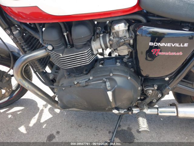 Photo 8 VIN: SMT900K1XFT700971 - TRIUMPH BONNEVILLE 