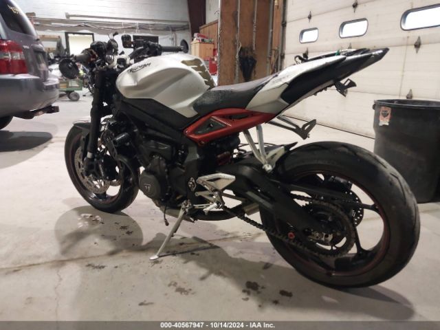 Photo 2 VIN: SMTA414D9JT835365 - TRIUMPH STREET TRIPLE 