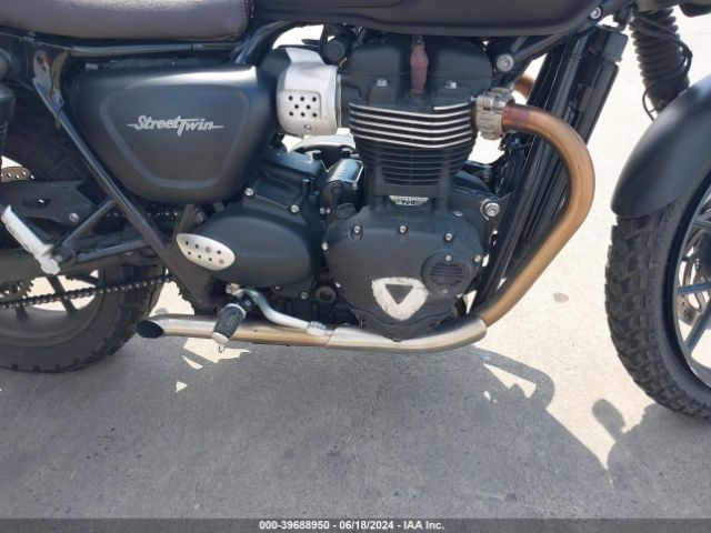 Photo 7 VIN: SMTD31GN2JT872892 - TRIUMPH STREET TWIN 