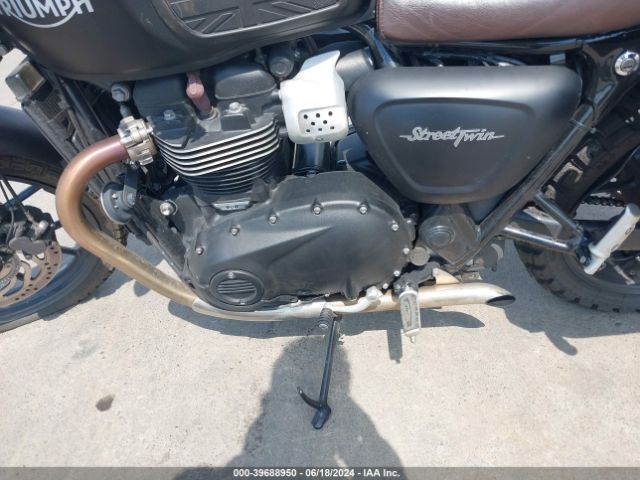 Photo 8 VIN: SMTD31GN2JT872892 - TRIUMPH STREET TWIN 