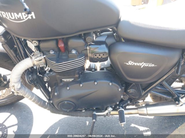 Photo 8 VIN: SMTD31GN9GT740978 - TRIUMPH STREET TWIN 