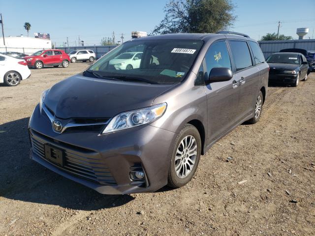 Photo 1 VIN: STDYZ3DC4LS071301 - TOYOTA SIENNA XLE 