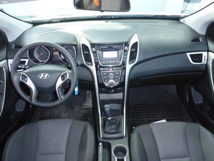 Photo 4 VIN: TMAD281UAHJ132740 - HYUNDAI I30 