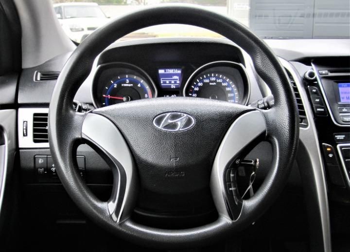 Photo 9 VIN: TMAD281UGHJ126032 - HYUNDAI I30 CW 