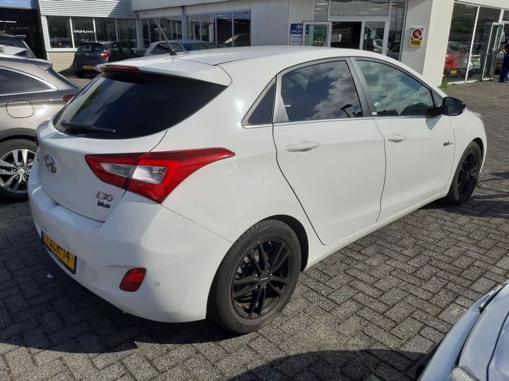 Photo 3 VIN: TMAD351CAEJ206711 - HYUNDAI I30 