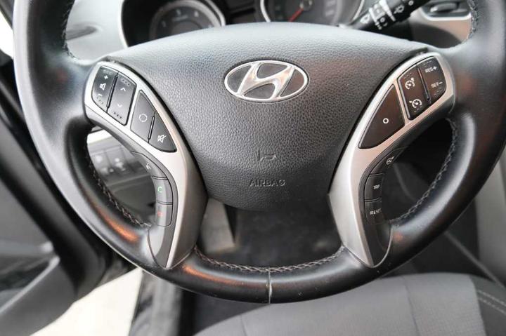 Photo 33 VIN: TMAD351UAFJ255833 - HYUNDAI I30 15 