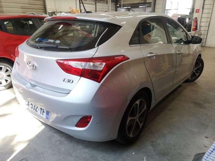 Photo 3 VIN: TMAD351UAGJ325825 - HYUNDAI I30 