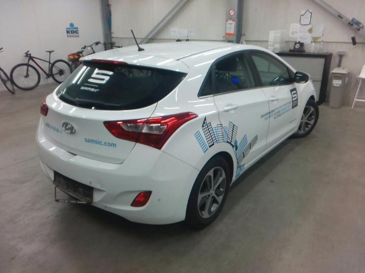 Photo 2 VIN: TMAD351UAHJ341922 - HYUNDAI I30 5D 