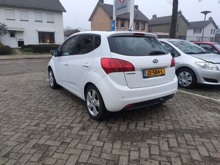 Photo 2 VIN: TMAEH811ABJ076542 - KIA VENGA 