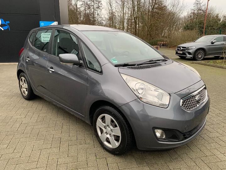 Photo 2 VIN: TMAEH813AAJ019224 - KIA VENGA MPV 