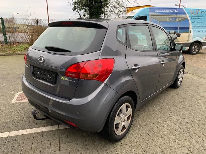 Photo 4 VIN: TMAEH813AAJ019224 - KIA VENGA MPV 