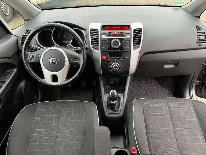 Photo 9 VIN: TMAEH813AAJ019224 - KIA VENGA MPV 