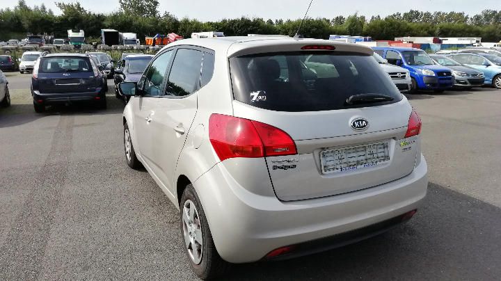 Photo 4 VIN: TMAEH813ABJ059618 - KIA VENGA HATCHBACK 