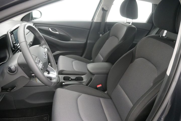 Photo 9 VIN: TMAH251DAMJ145663 - HYUNDAI I30 