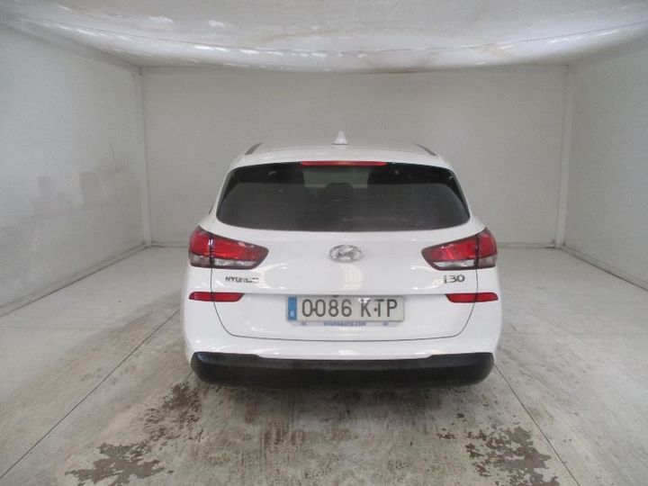 Photo 1 VIN: TMAH2811AKJ043182 - HYUNDAI I30 