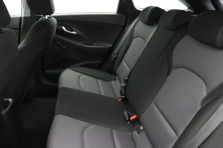 Photo 10 VIN: TMAH2814AKJ050163 - HYUNDAI I30 