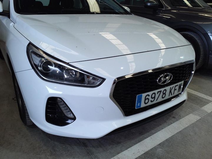 Photo 16 VIN: TMAH2817AJJ011703 - HYUNDAI I30 