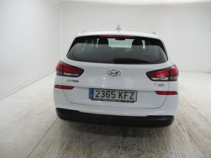 Photo 25 VIN: TMAH2817AJJ012323 - HYUNDAI I30 