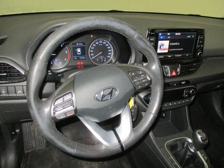 Photo 29 VIN: TMAH2817AJJ012323 - HYUNDAI I30 