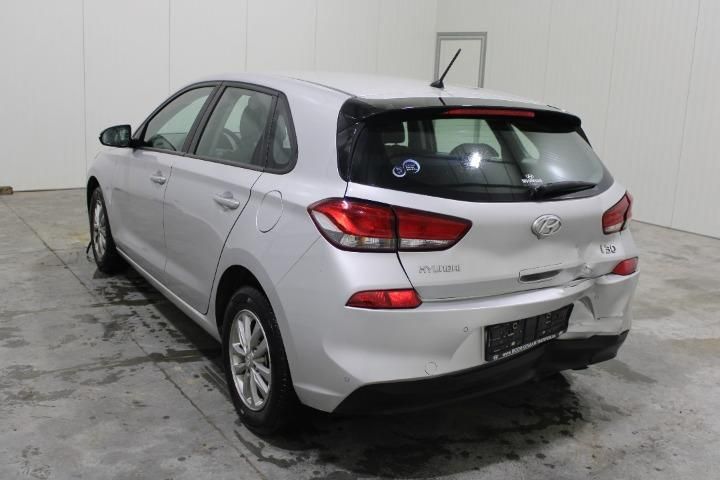 Photo 4 VIN: TMAH3513AJJ059110 - HYUNDAI I30 HATCHBACK 