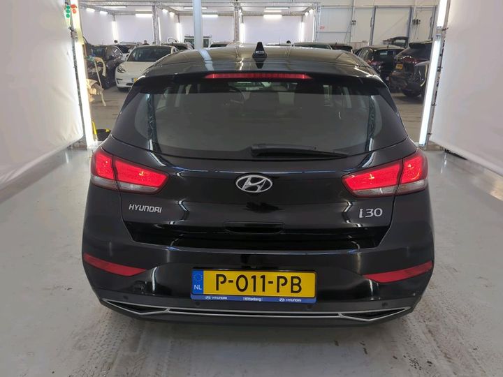 Photo 8 VIN: TMAH351BANJ178766 - HYUNDAI I30 