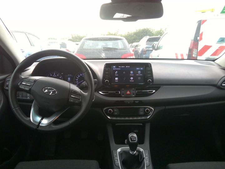 Photo 3 VIN: TMAH381BANJ105993 - HYUNDAI I30 